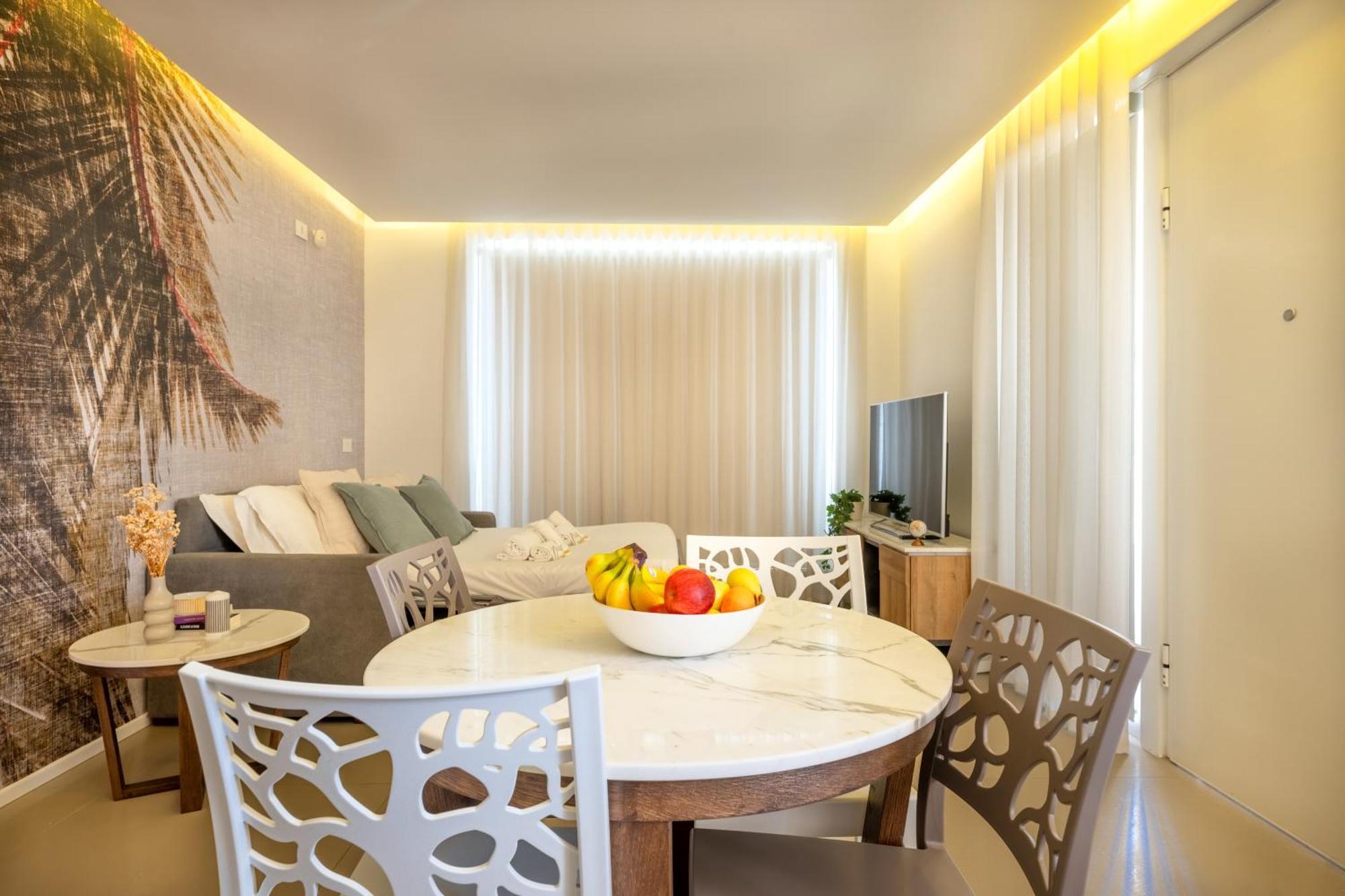 Exclusive Deluxe Apt Up To 6 People & Heated Tub 滨海波利尼亚诺 外观 照片
